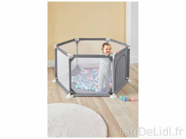 Parc pour bébé , prezzo 39.99 EUR 
Parc pour bébé 
- Env. 66 x 116 x 134 cm ...