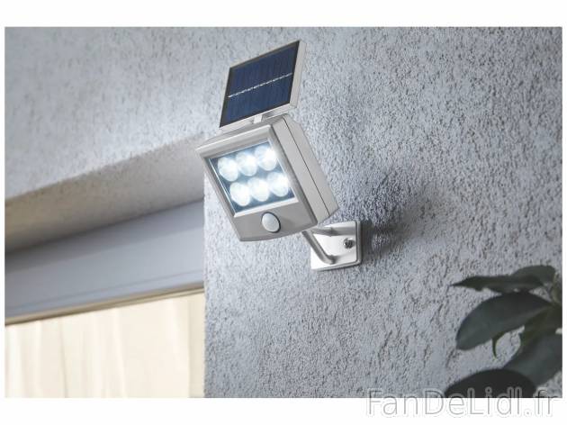 Projecteur solaire LED , prezzo 9.99 EUR 
Projecteur solaire LED Ce produit est ...
