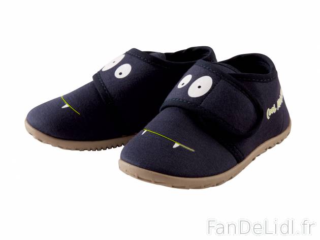 Chaussons garçon ou fille , prezzo 4.99 € 
- Ex. dessus/doublure textile, semelle ...