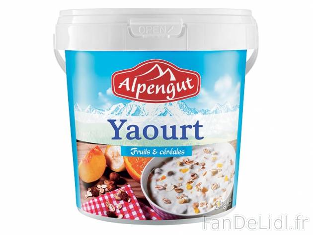 Yaourt aux fruits et aux céréales , prezzo 2,29 &#8364; per Le pot de 1 kg