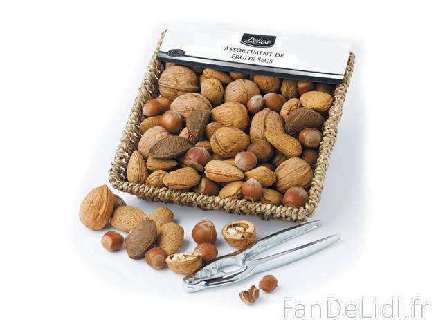 Mélange de noix en coque , prezzo 5.49 € per 350 g, 1 kg = 15,69 € EUR. 
- ...