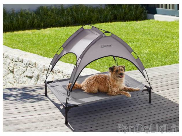 Lit de camp pour chien avec toit pare-soleil , prezzo 24.99 EUR 
Lit de camp pour ...