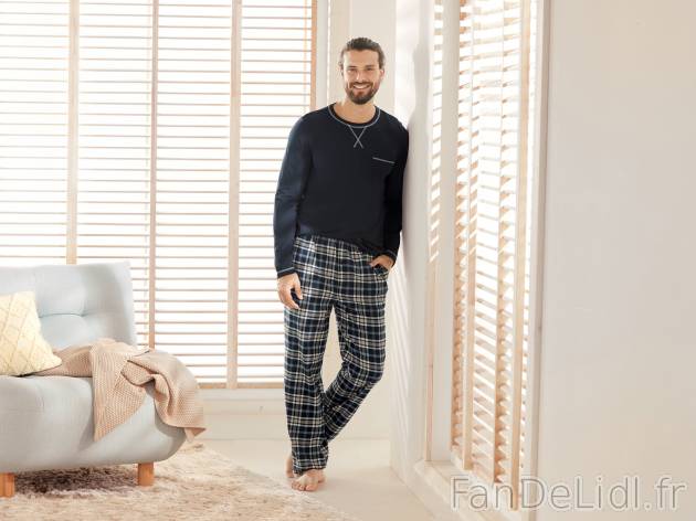 Pyjama homme , le prix 11.99 € 
- Ex. haut 90 % coton et 10 % viscose (viscose ...