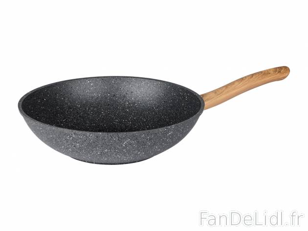 Poêle ou wok en aluminium , le prix 11.99 € 
- Env. 28 cm (Ø)
- Revêtement ...