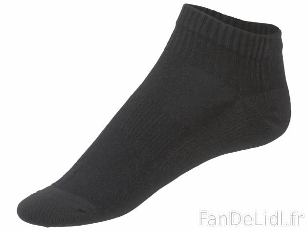 Socquettes , prezzo 2.99 EUR 
Socquettes 
- Du 41/42 au 45/46 selon mod&egrave;le
- ...