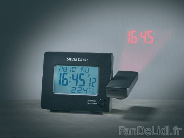 Réveil radioguidé avec projecteur , le prix 9.99 € 
- Projecteur inclinable ...