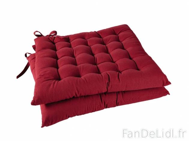 2 coussins de chaise , prezzo 7.99 € per Le lot au choix 
- Ex. : extérieur ...