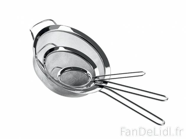 3 passoires , prezzo 6.99 € per Le lot 
- Ø env. 8 cm, Ø env. 14 cm et Ø env. ...