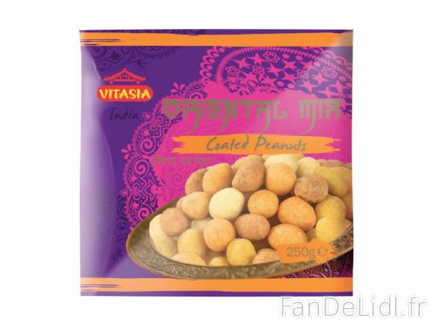 Cacahuètes enrobées saveur orientale , prezzo 0.99 € per 250 g, 1 kg = 3,96 € EUR.