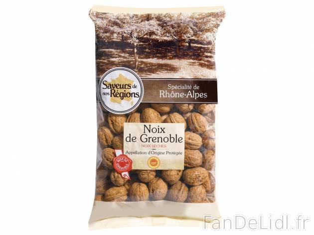 Noix de Grenoble AOP1  noix seches,, prezzo 5.49 € per Le sachet de 1 kg