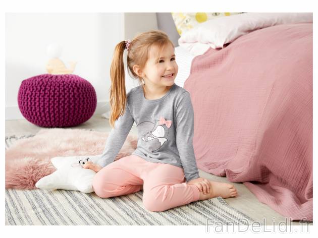 Pyjama enfant , le prix 5.99 &#8364; 
- Du 12-24 mois au 4-6 ans selon mod&egrave;le.
- ...