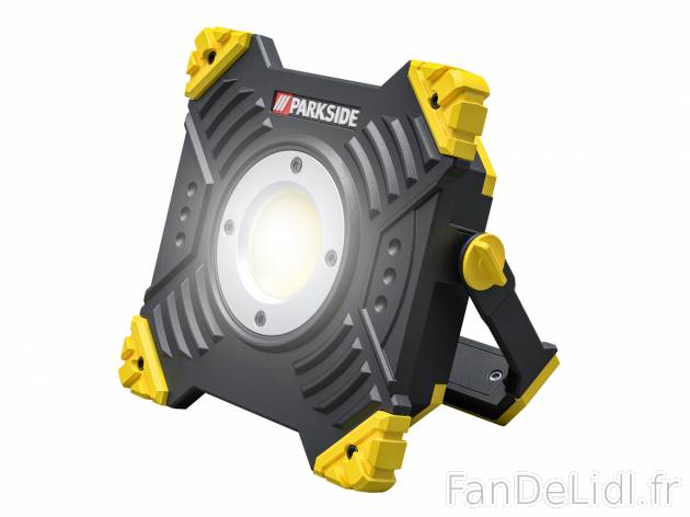 Projecteur de chantier sans fil , le prix 24.99 € 
- Flux lumineux (luminosité ...