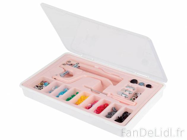 Set de boutons-pression avec pince , le prix 8.99 &#8364; 
- 110 pi&egrave;ces
Caractéristiques

- ...