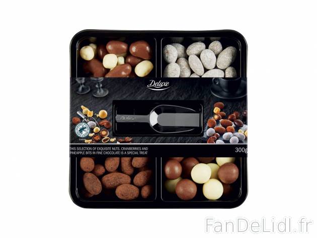 Plateau de noix et fruits enrobés de chocolat , le prix 3.99 &#8364;