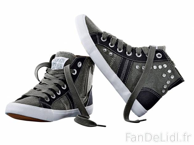 Chaussures détente fille , prezzo 6.99 € per La paire au choix 
- Ex. : tige, ...