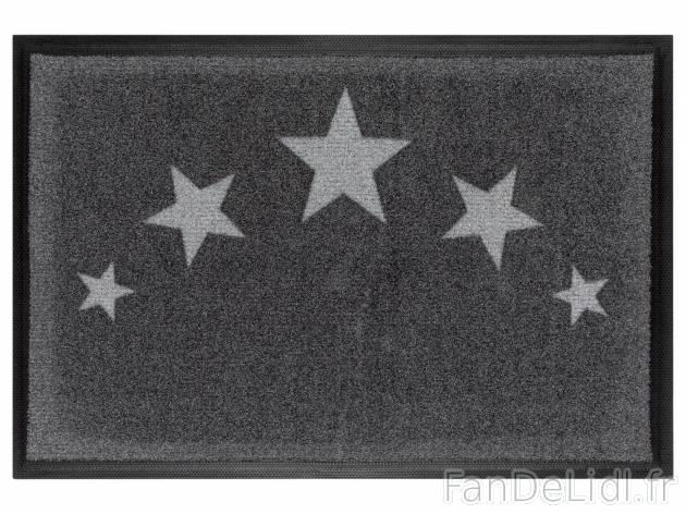 Tapis antipoussière , le prix 5.99 &#8364; 
- Env. 40 x 60 cm
- Ex. 100 % polyester
Caractéristiques

- ...