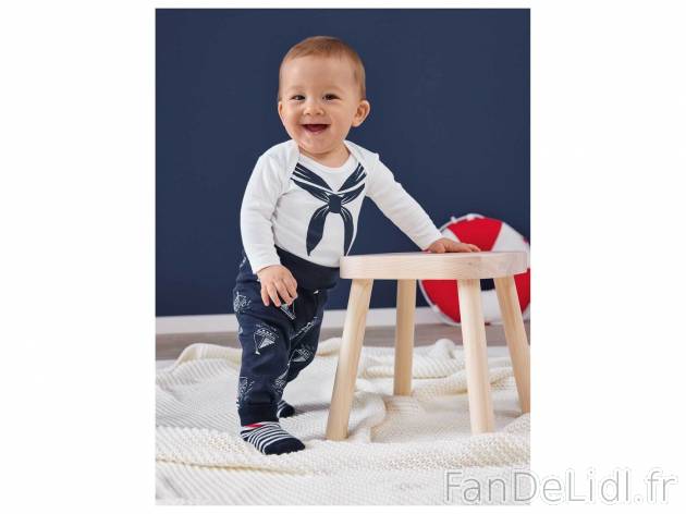 Chaussettes bébé en coton bio , le prix 3.49 € 
- Du 11/14 au 19/22 selon modèle
- ...