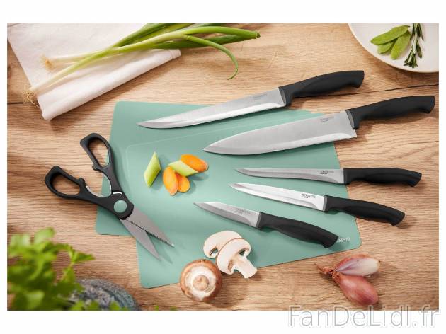 Set de couteaux et accessoires , le prix 8.99 € 
- Set de 8 :
- Couteau à trancher ...