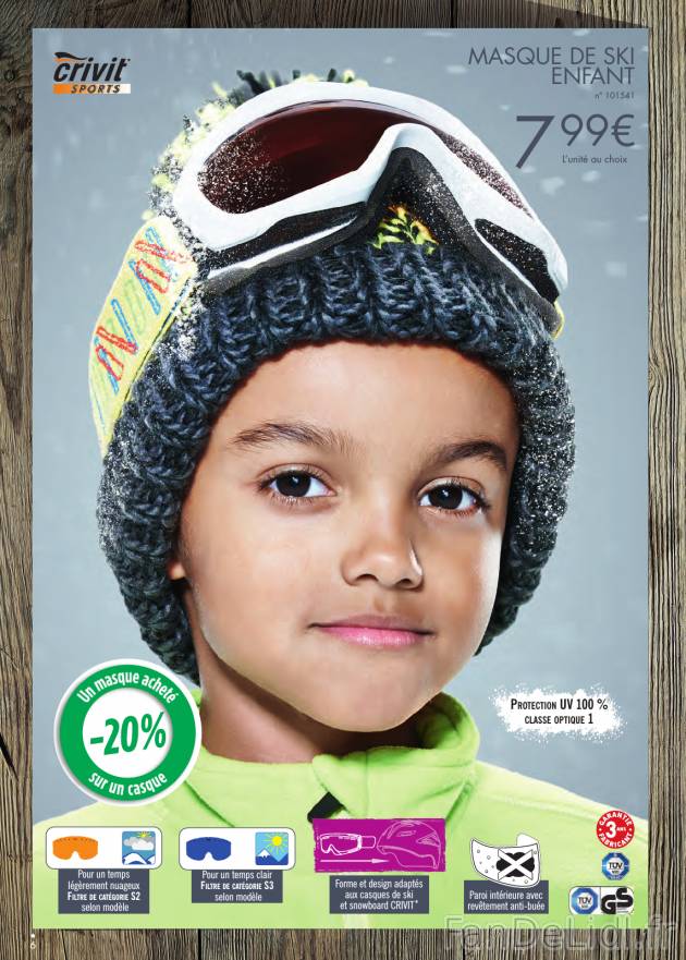 Masque de ski pour enfant (no 101541) est necessaire pour l&#039;hiver actif.
