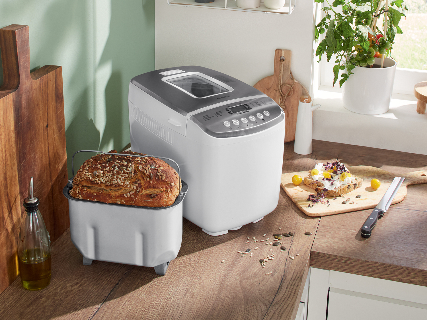 Machine à pain , le prix 49.99 € 
- 850 W
- Hublot pour contrôler la cuisson
- ...