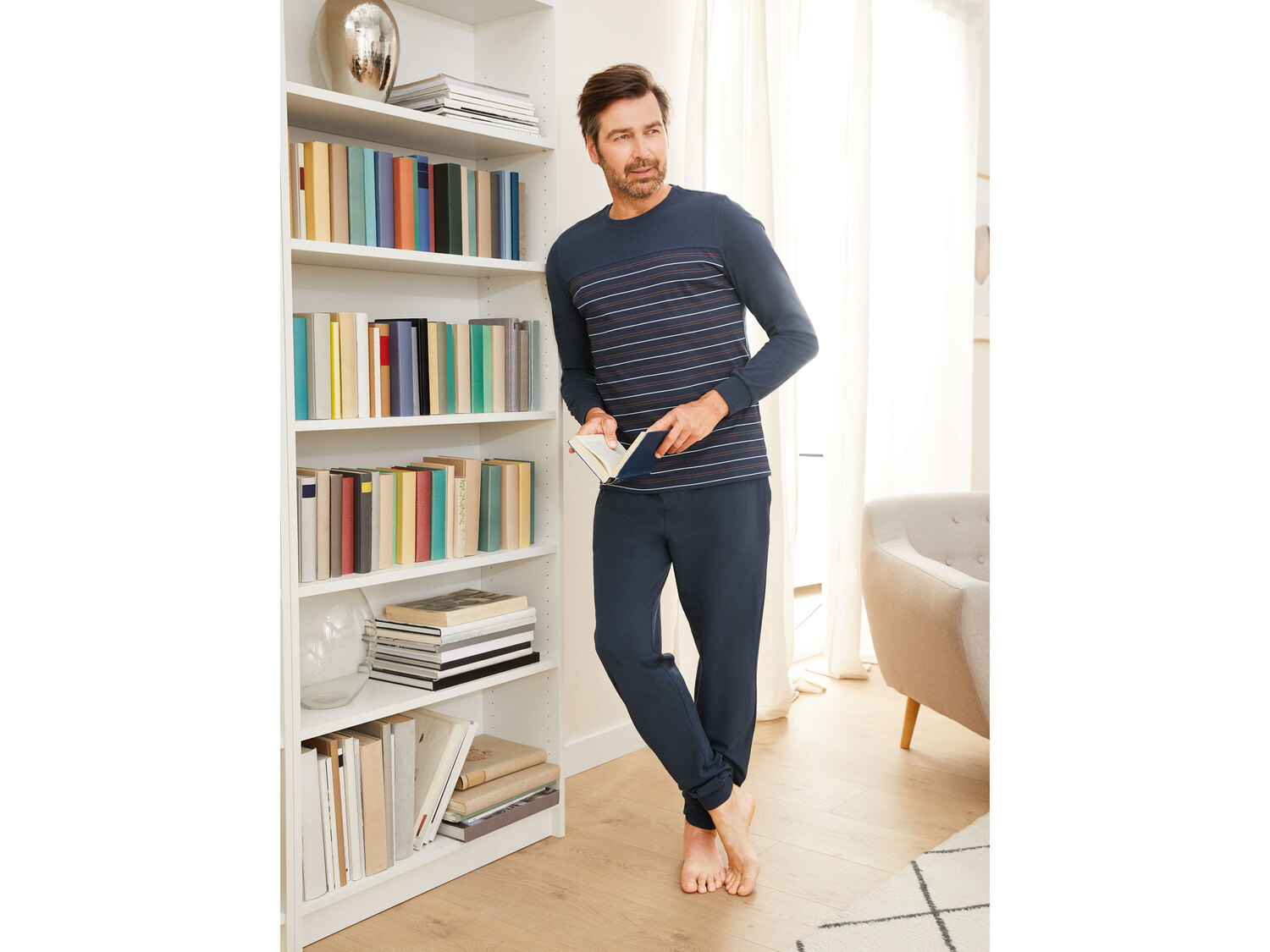 Pyjama homme , le prix 9.99 € 
- Du S au XL selon modèle.
- Ex. 100 % coton.
- ...