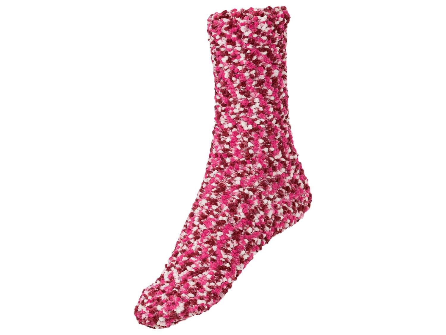 Chaussettes douces adulte , le prix 2.99 € 
- Du 35-38 au 39-42 selon modèle
- ...