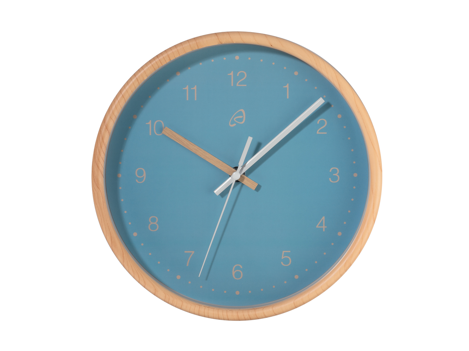 Horloge murale aspect bois , le prix 5.99 € 
- Env. 25,5 x 5 cm (Ø x p)
- Pile ...