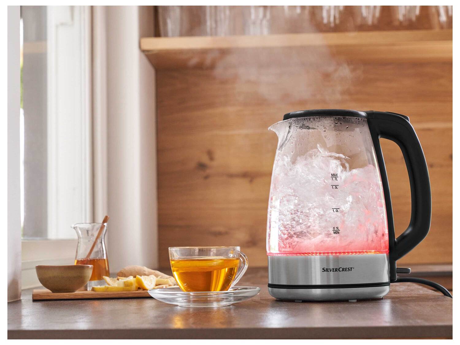 Bouilloire en verre , le prix 24.99 €
- 2 520 - 3 000 W
- Max. 1,7 L
- Variation ...
