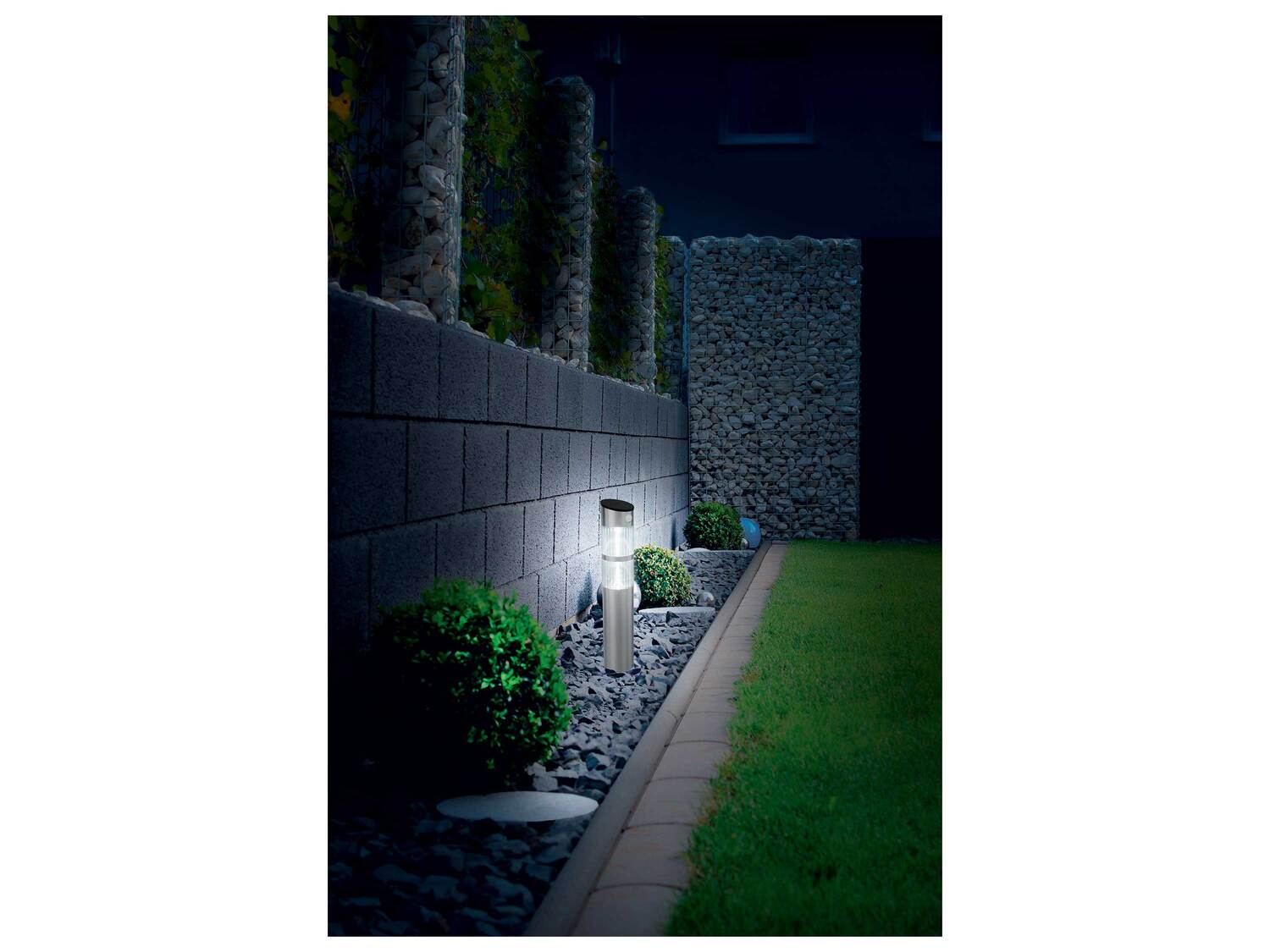 Lampe de jardin solaire à LED , le prix 16.99 € 
- Au choix :
- Env. 51 x 8 ...