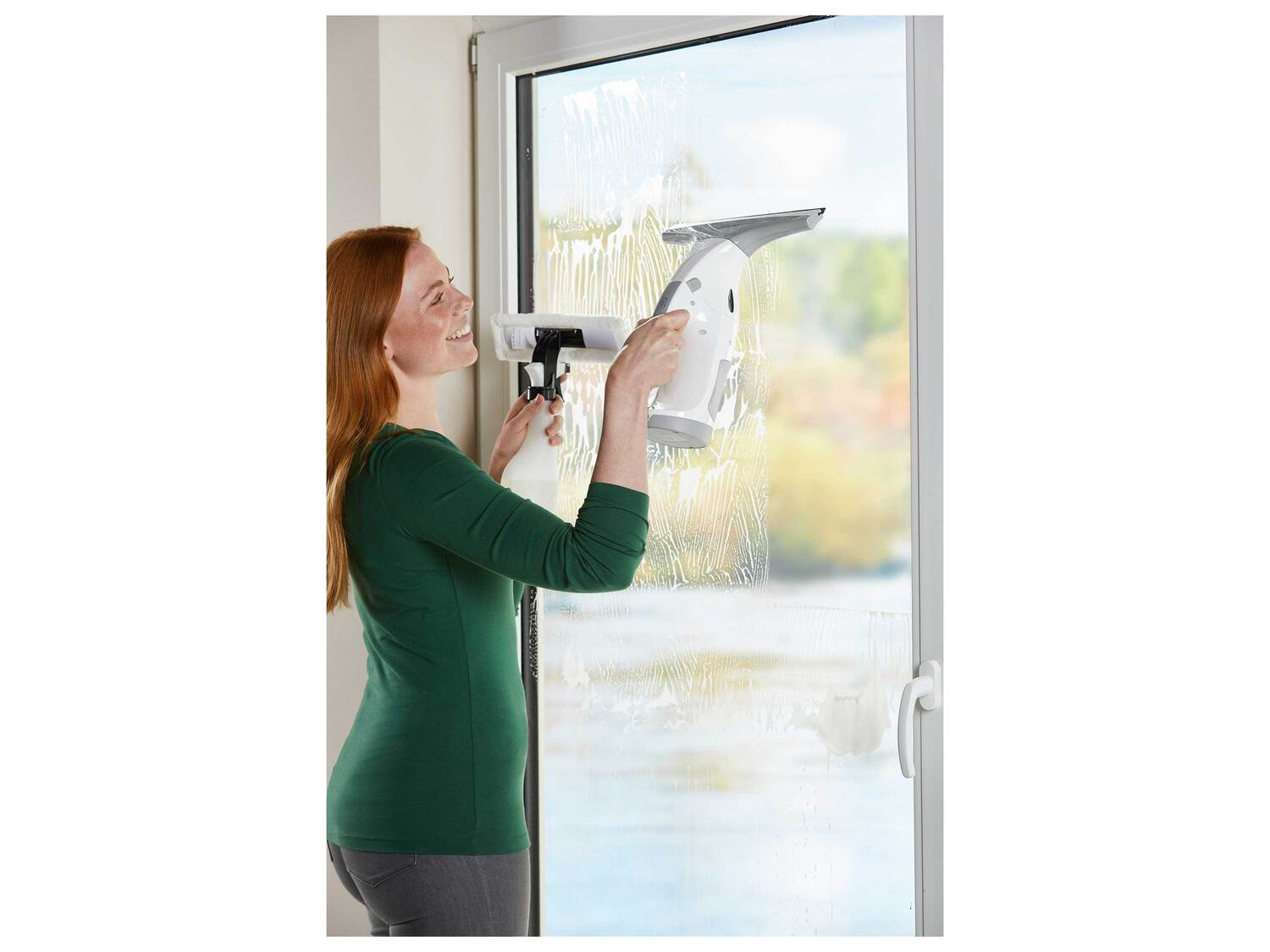 Nettoyeur de vitres , le prix 24.99 &#8364; 
- Pour un nettoyage facile et sans ...